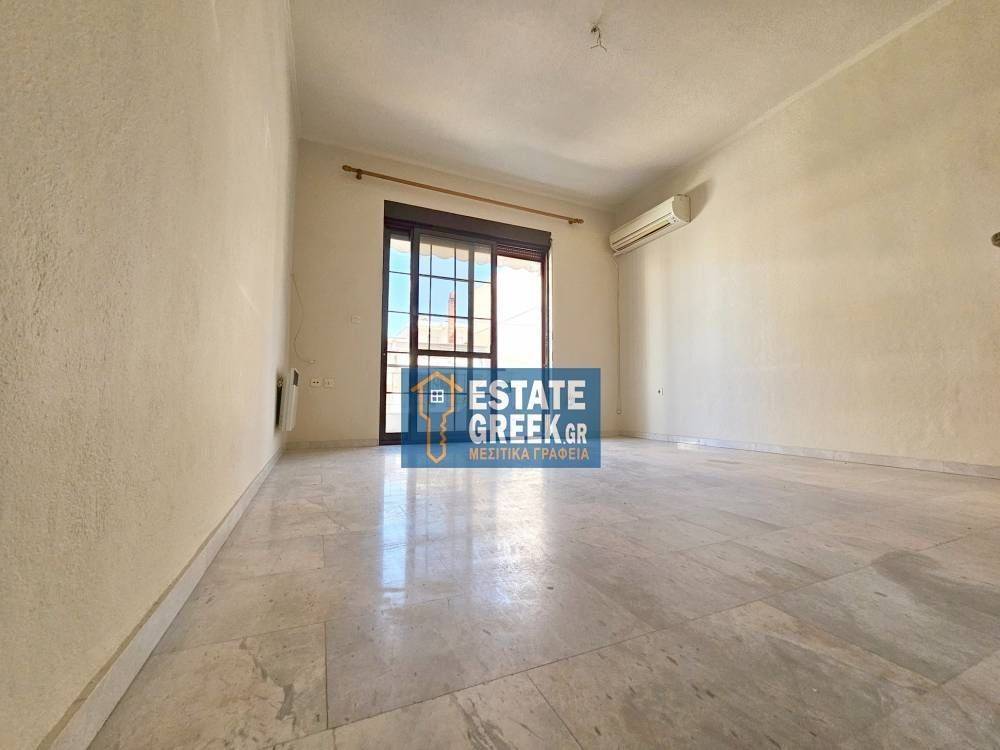 ★ 130μ από θάλασσα ★ Ευρύχωρη ★ Άμεσα διαθέσιμη ★ Για AIRBNB