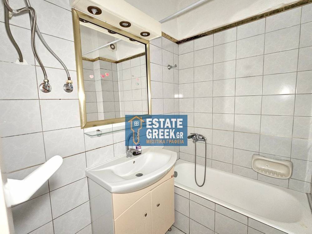 ★ 130μ από θάλασσα ★ Ευρύχωρη ★ Άμεσα διαθέσιμη ★ Για AIRBNB