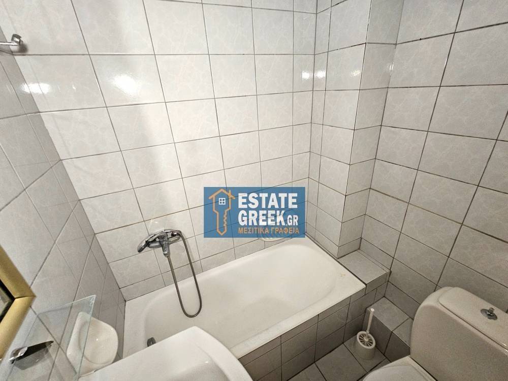 ★ 130μ από θάλασσα ★ Ευρύχωρη ★ Άμεσα διαθέσιμη ★ Για AIRBNB