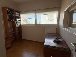 Boethetiko Domatio/Grapheio (3os orophos)