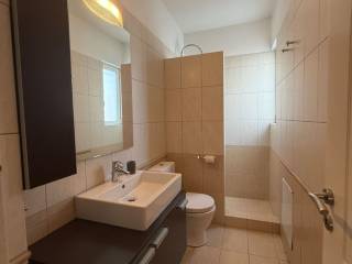 Μπάνιο (2ος όροφος)