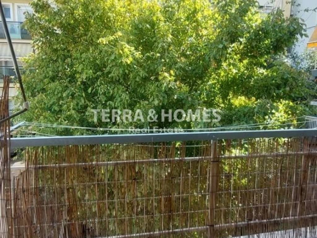 Θέα από μπαλκόνι