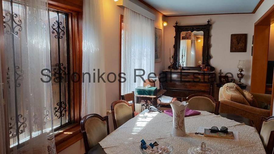 ΤΡΑΠΕΖΑΡΙΑ