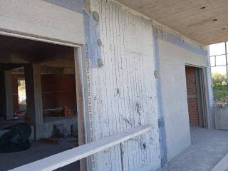 Topothetese antiseismikoy plegmatos