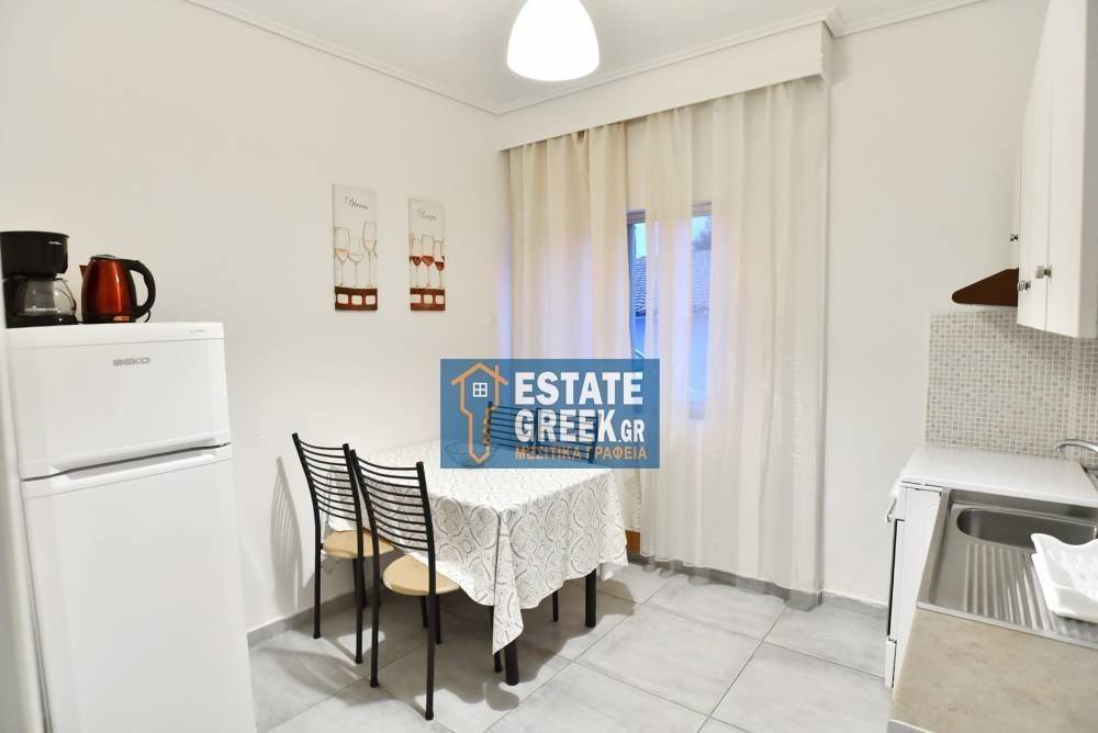 ΕΝΟΙΚΙΑΖΕΤΑΙ διαμέρισμα 50 τ.μ. στο κέντρο του ΠΑΛΗΟΥ ΚΑΒΑΛΑΣ (κωδ. N126)