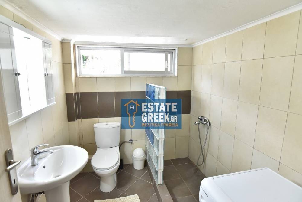 ΕΝΟΙΚΙΑΖΕΤΑΙ διαμέρισμα 50 τ.μ. στο κέντρο του ΠΑΛΗΟΥ ΚΑΒΑΛΑΣ (κωδ. N126)