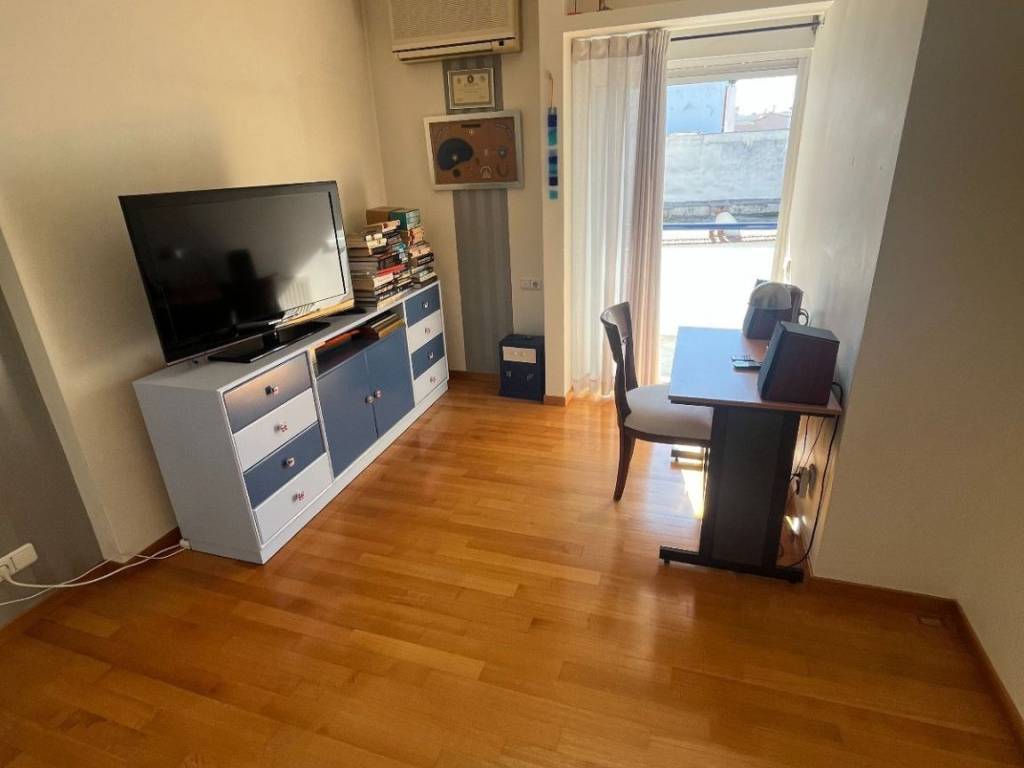 ΔΕΥΤΕΡΗ ΚΡΕΒΒΑΤΟΚΑΜΑΡΑ