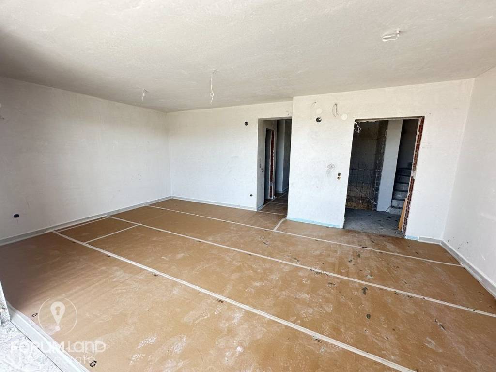 Forumland Real Estate, Σαλοκουζίνα