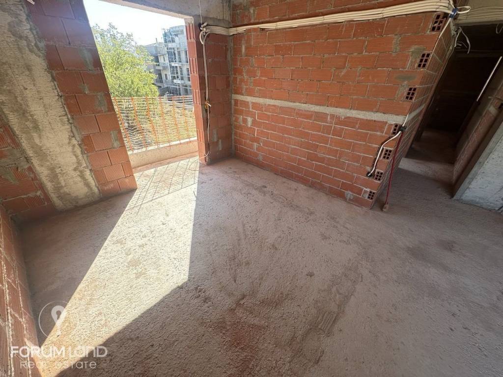 Forumland Real Estate, Εσωτερική όψη