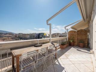 μπαλκόνι ( 3η εικόνα)