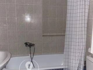 Forumland Real Estate, Μπάνιο