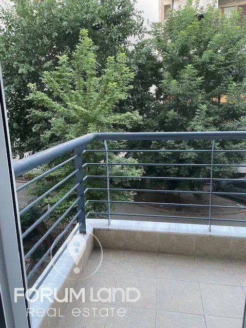 Forumland Real Estate, Βεράντες