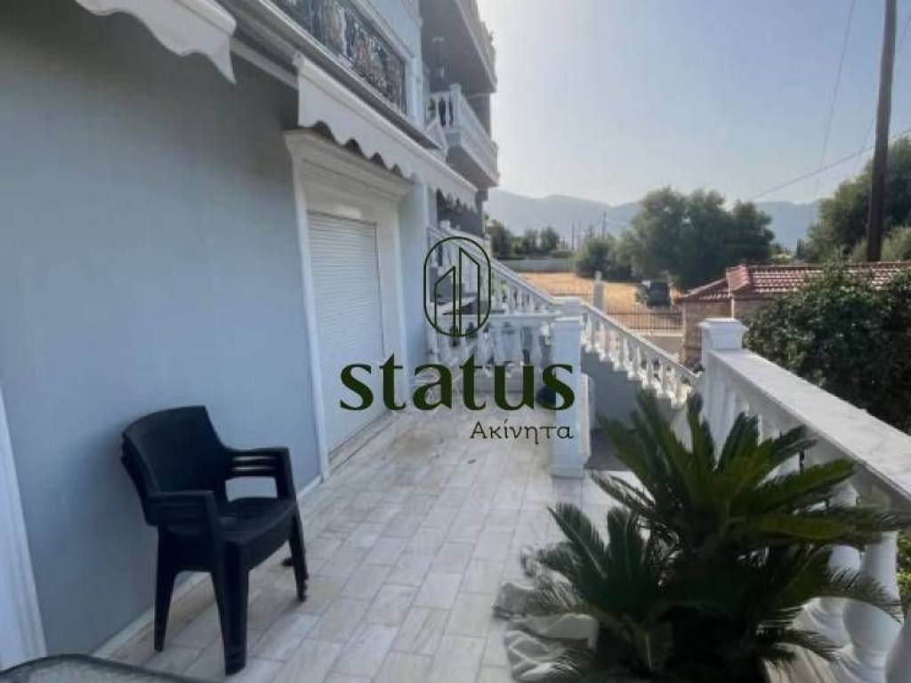 Θέα απο μπαλκόνι