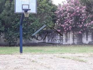 Εξωτερικά διαμορφωμένος χώρος