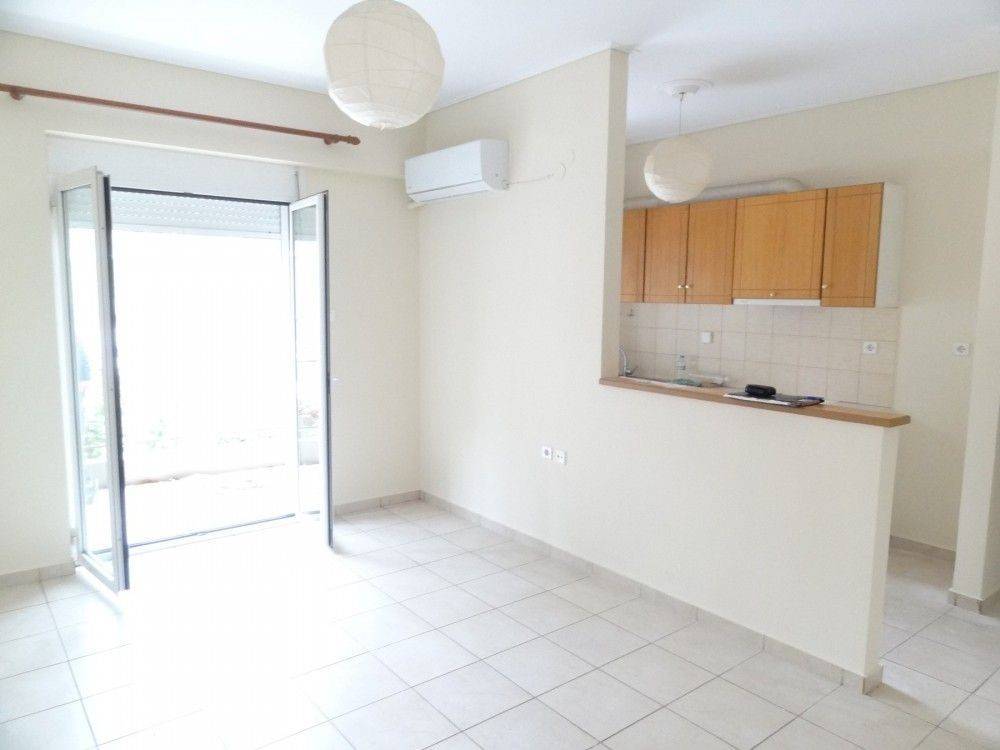 ενοικιάζεται studio 30 τ.μ. 