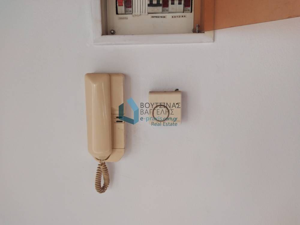 θυροτηλέφωνο