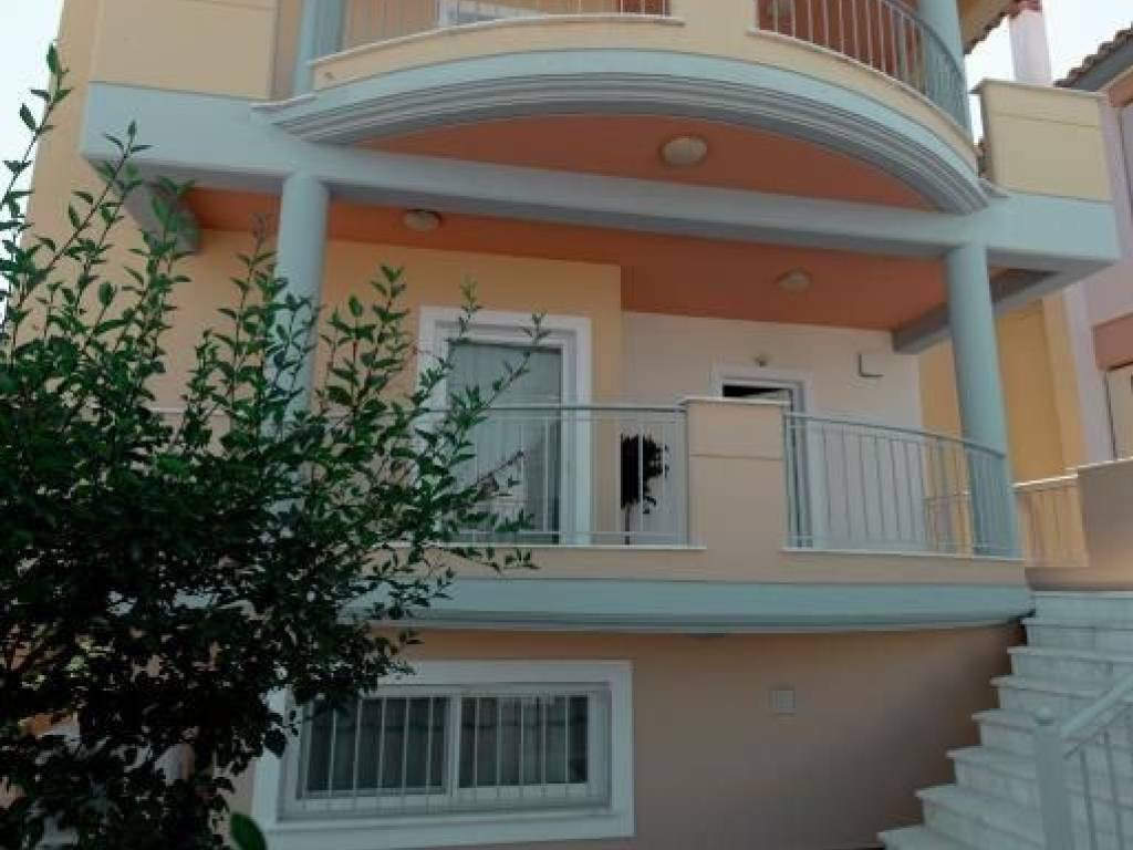 Luxurious villa 120 sq.m. for rent