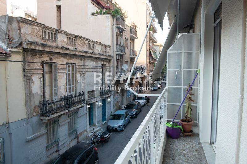 Θέα από μπαλκόνι