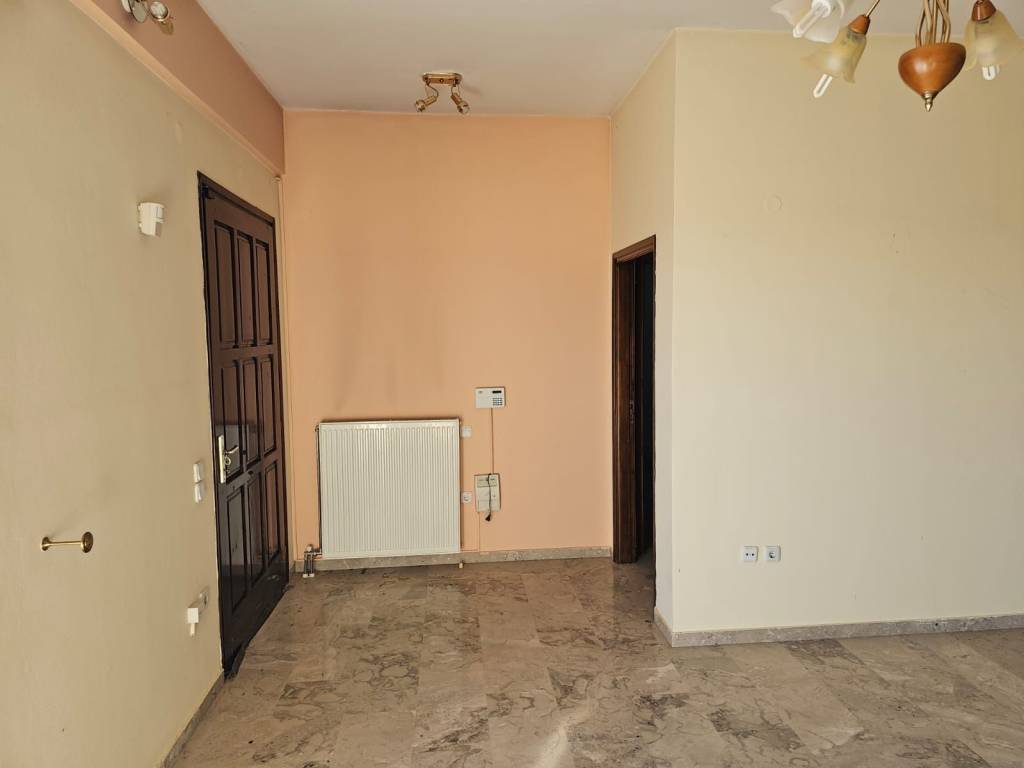 Detached house 100 sq.m. on a plot of 1,670 sq.m.