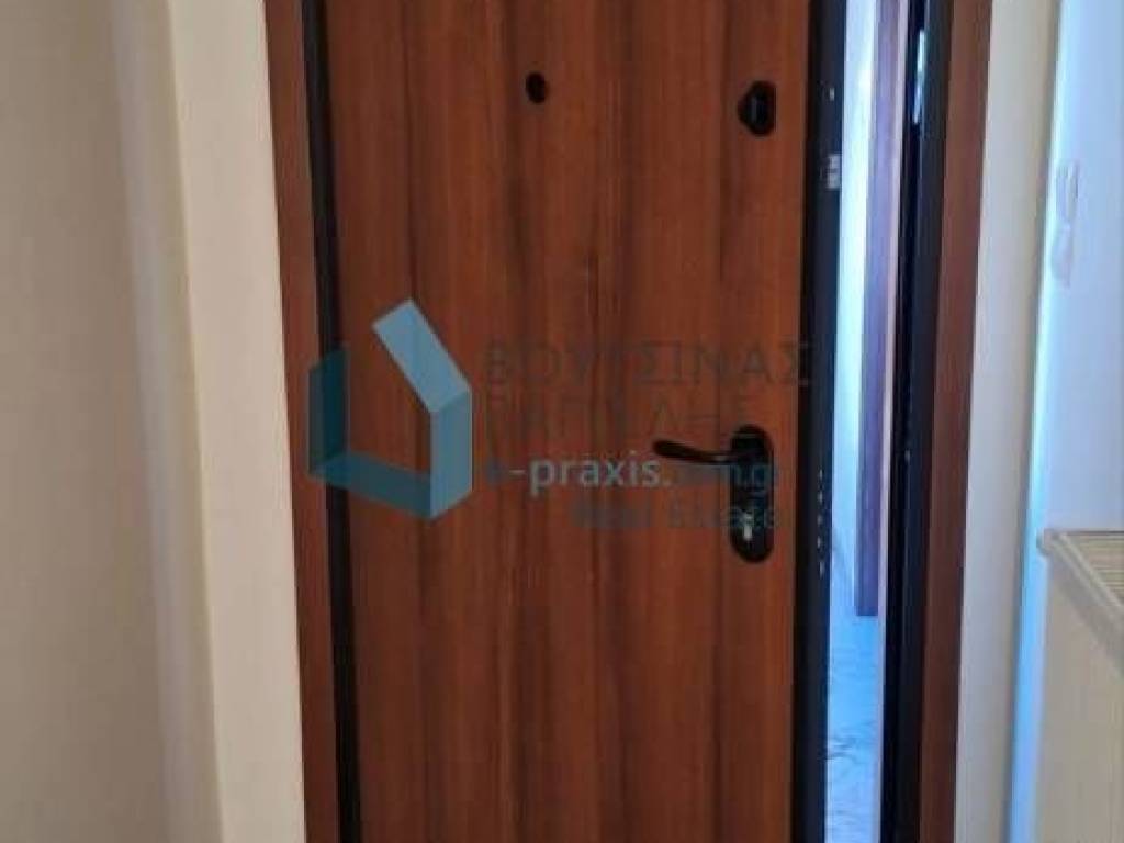 θωρακισμένη πόρτα