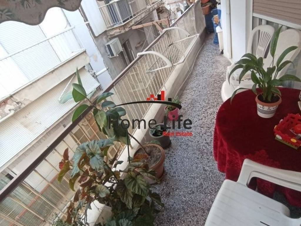 Θέα από μπαλκόνι