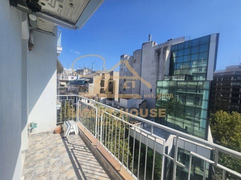 Θέα από μπαλκόνι