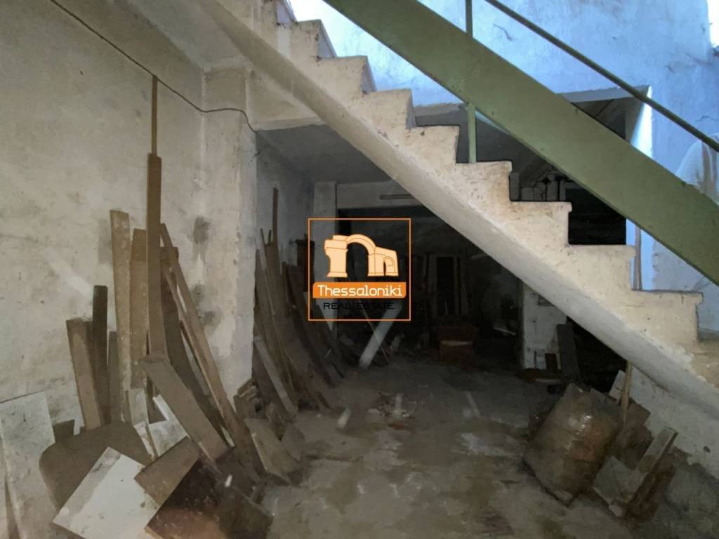 Ροτόντα, Αποθήκη, 147 τ.μ.