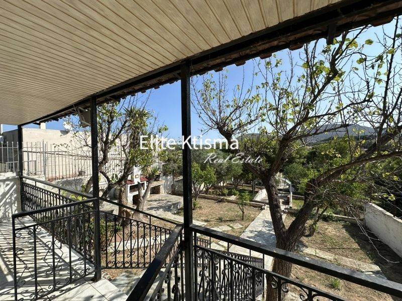 Θέα από μπαλκόνι