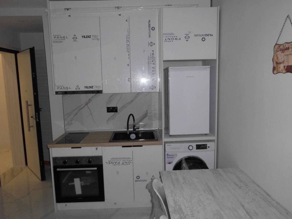 ΚΟΥΖΙΝΑ-ΠΛΗΝΤΗΡΙΟ-ΨΥΓΕΙΟ