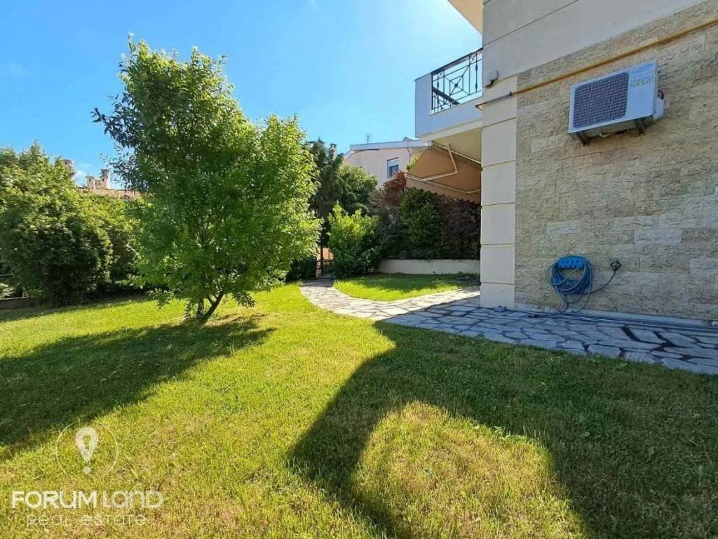 Forumland Real Estate, Κήπος