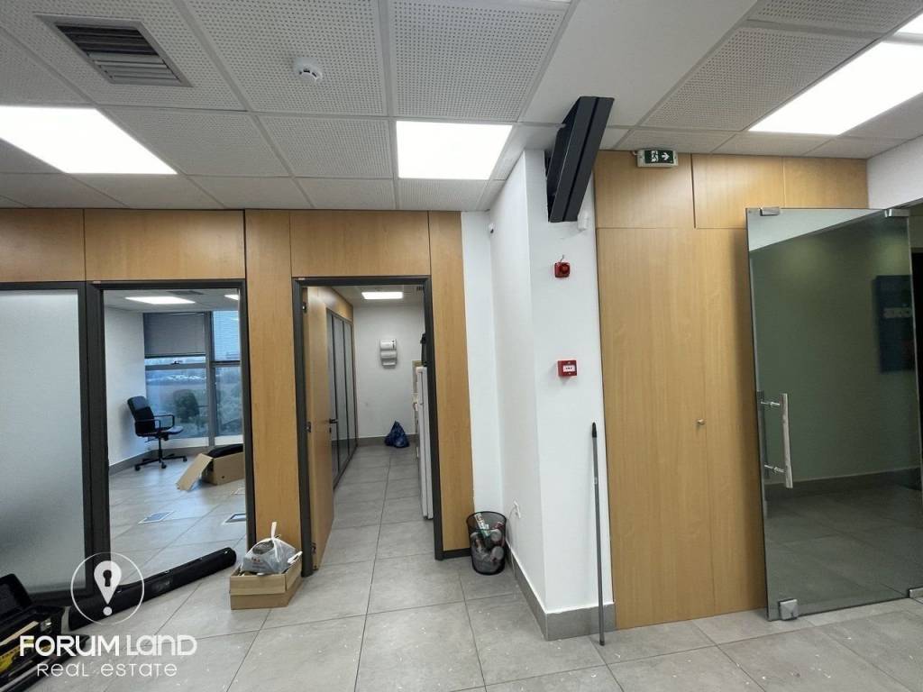 Forumland Real Estate, Γραφειακός χώρος 350τ.μ.