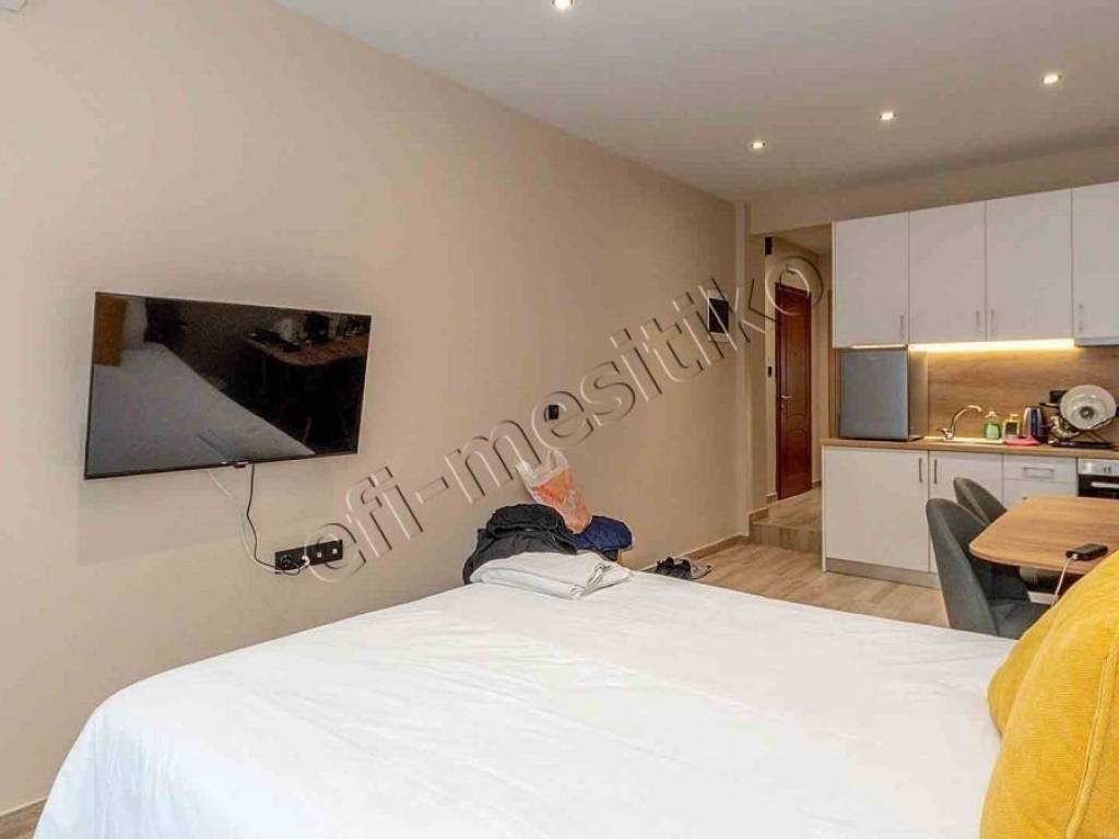 Σαλοκουζίνα