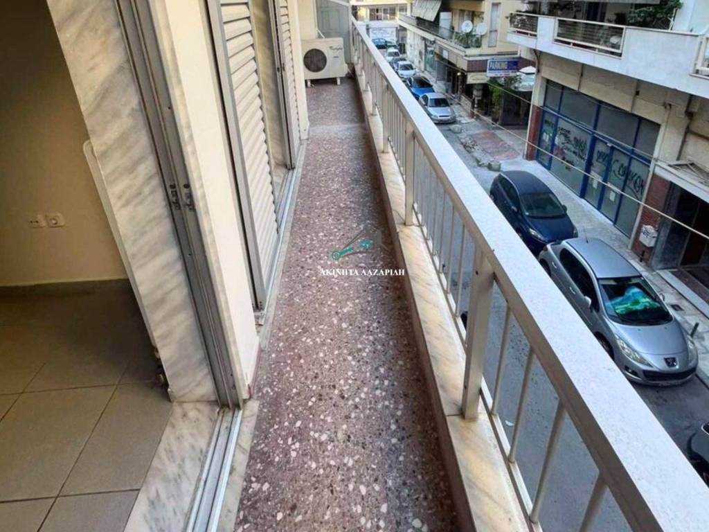 Μπαλκόνι πρόσοψης