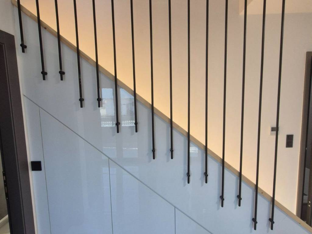 ΕΣΩΤΕΡΙΚΗ ΣΚΑΛΑ