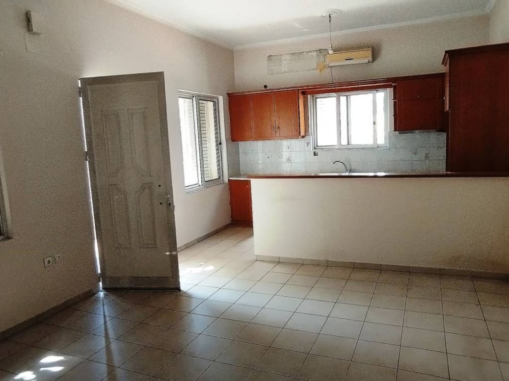 Το καθιστικό και η κουζίνα