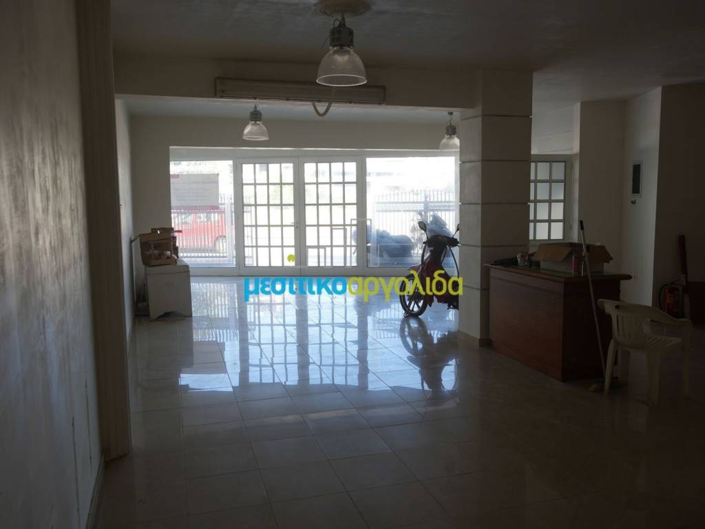 Εσωτερικοι χώροι