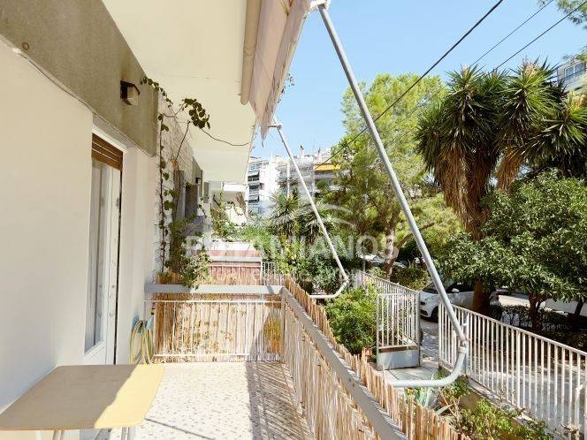 Θέα από μπαλκόνι