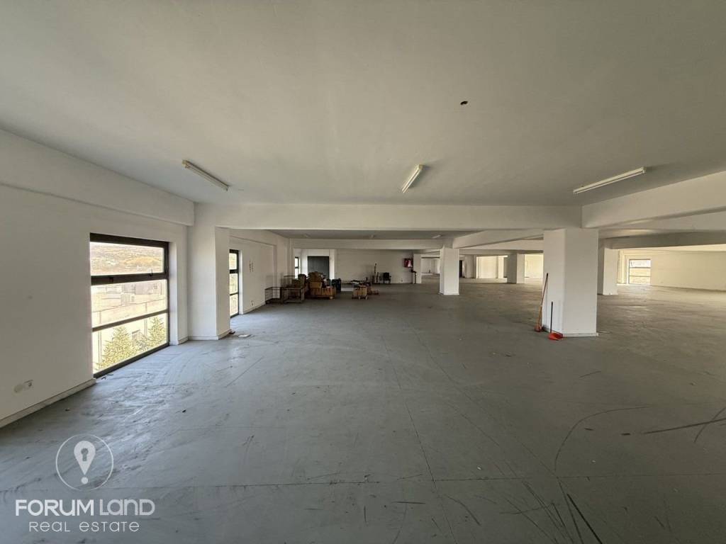 Forumland Real Estate, OPEN SPACE επαγγελματικός χώρος