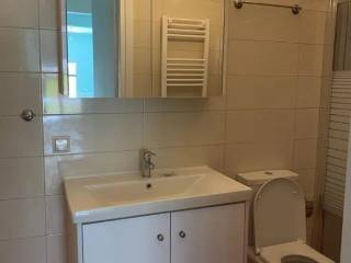 Forumland Real Estate, Μπάνιο με ντουζιέρα