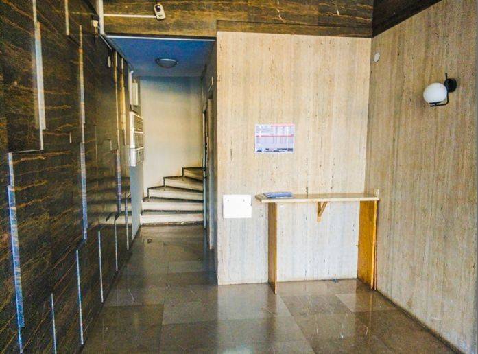 είσοδος πολυκατοικίας