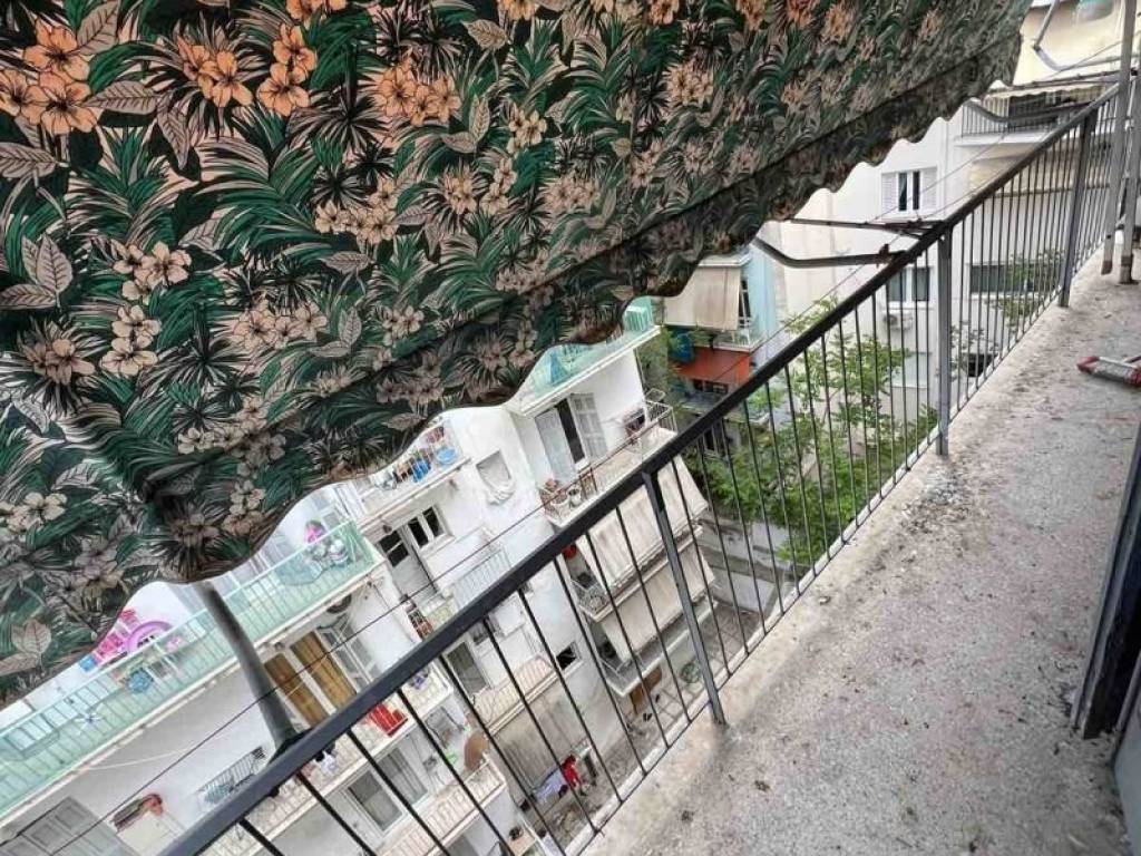 Θέα από μπαλκόνι