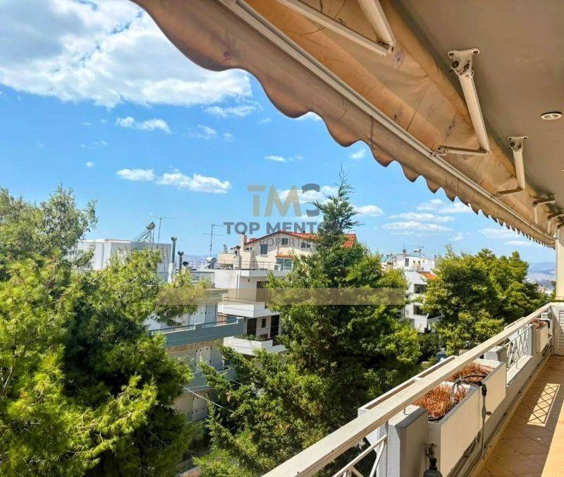 Θέα από μπαλκόνι