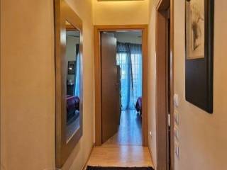 Forumland Real Estate, Διάδρομος