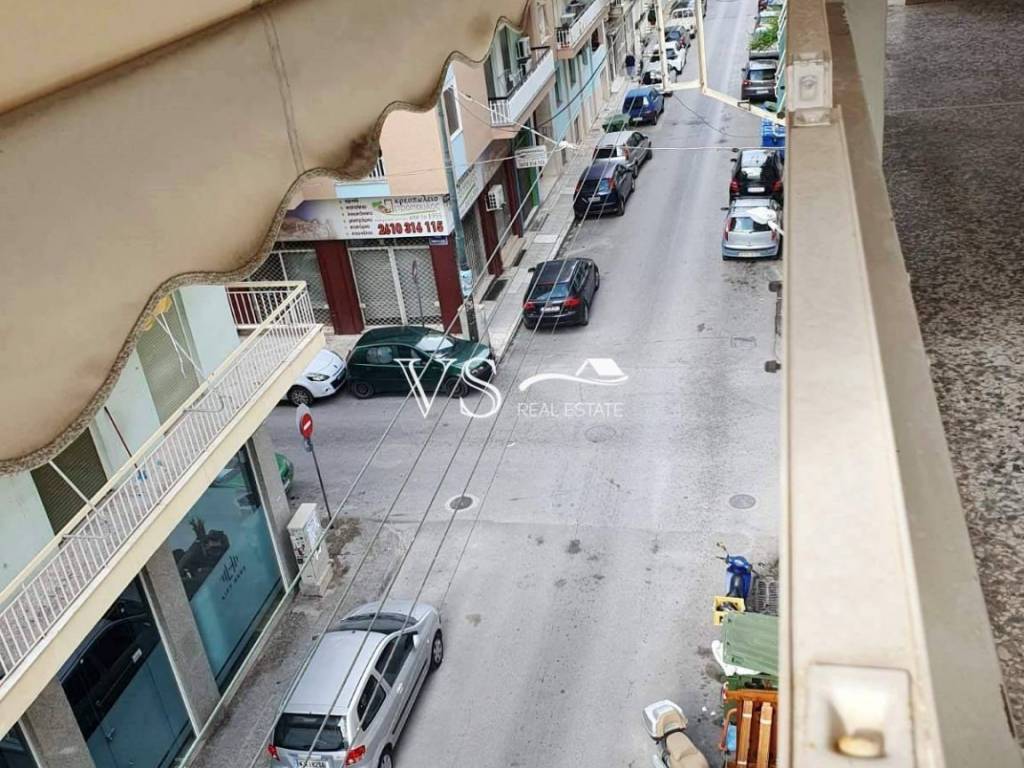 Θέα απο μπαλκόνι