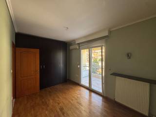 Ypnodomatio ston proto oropho