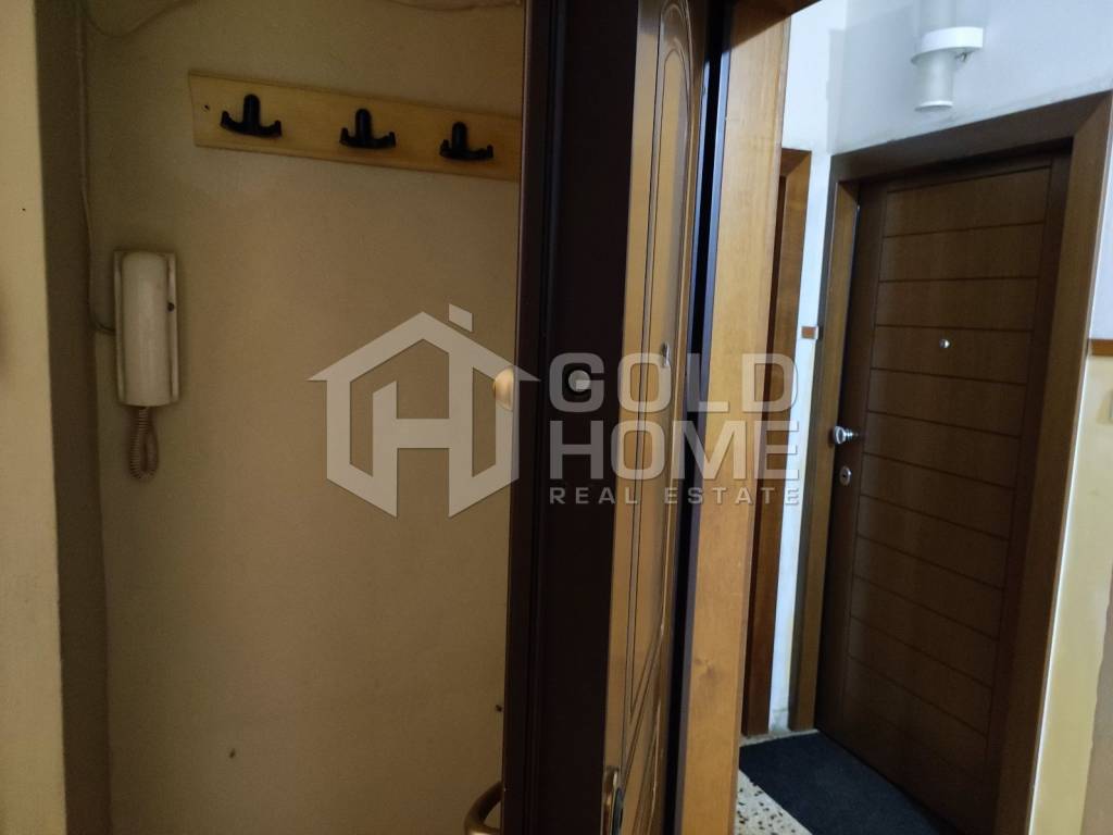 chol kentrikes eisodoy