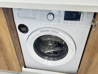 Forumland Real Estate, Πλυντήριο