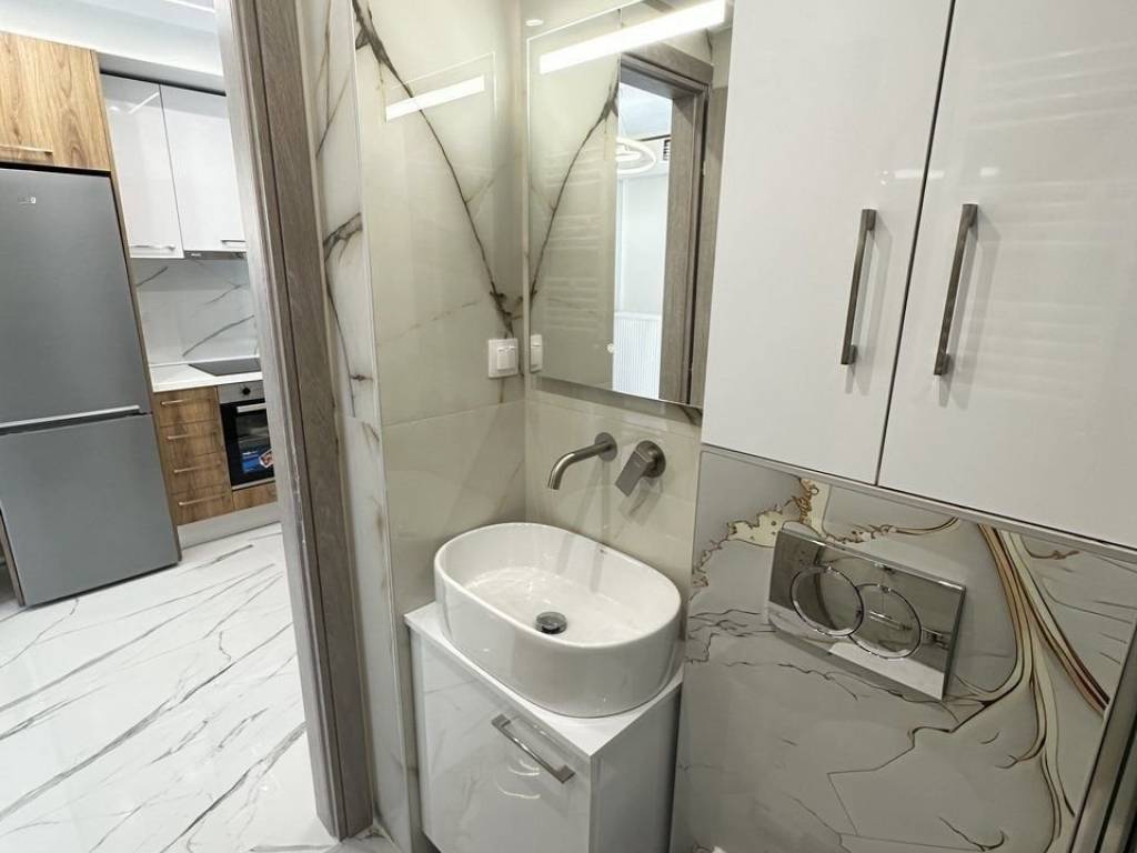 Forumland Real Estate, Μπάνιο