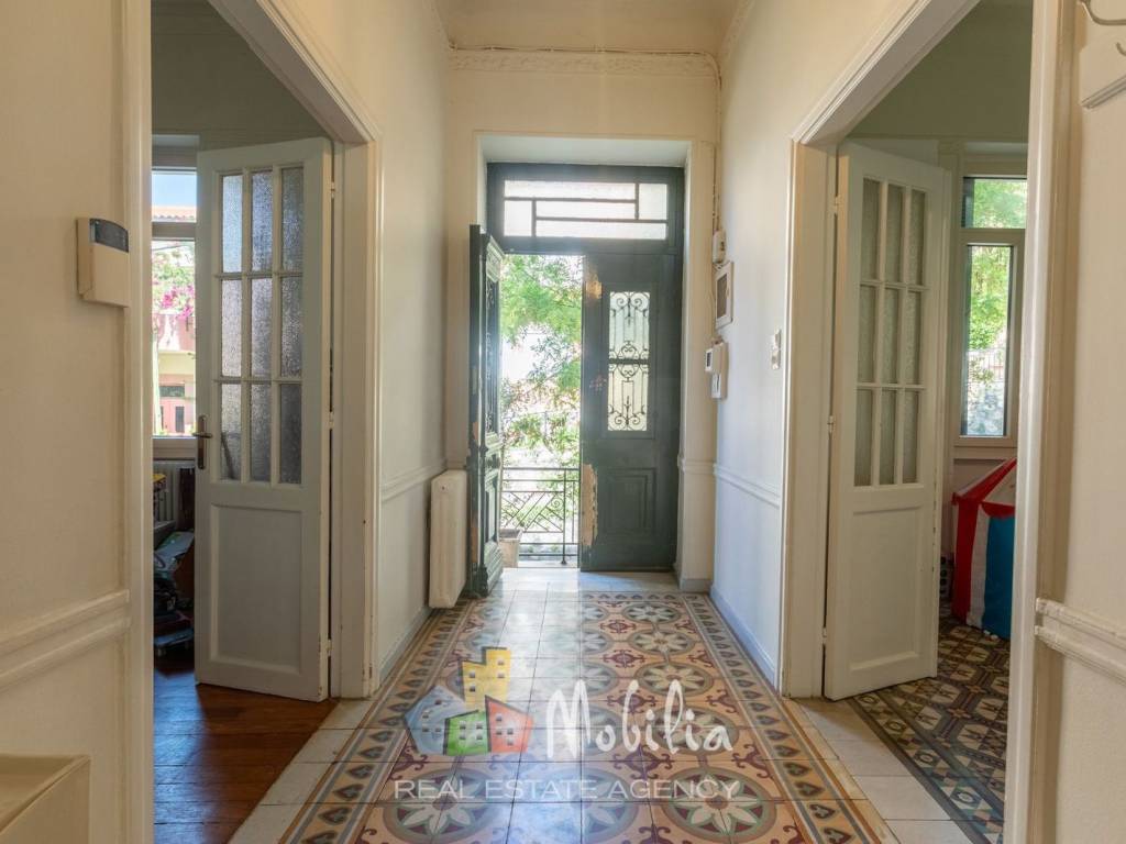 Εσωτερικοι χώροι