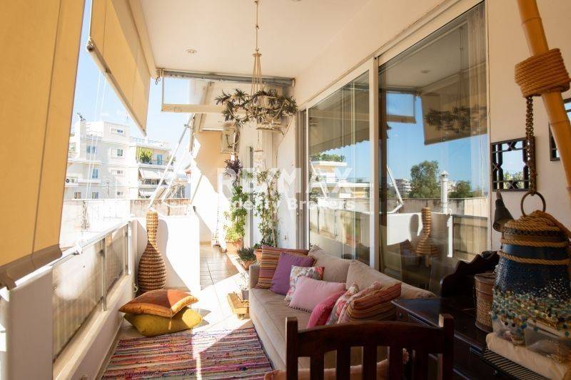 Θέα από μπαλκόνι